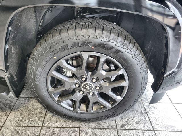 Used 2023 Toyota Sequoia Platinum image 10