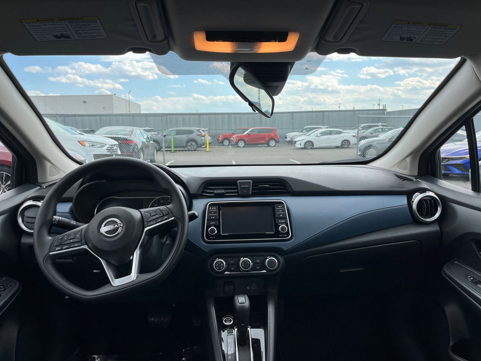 Used 2025 Nissan Versa SV FWD image 32