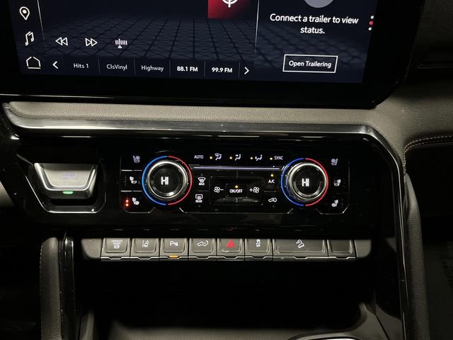 Used 2024 GMC Sierra 3500 AT4 w/ AT4 Premium Plus Package image 21