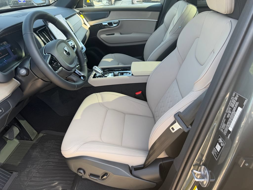 New 2027 Volvo XC90 B6 Plus AWD/4WD image 17