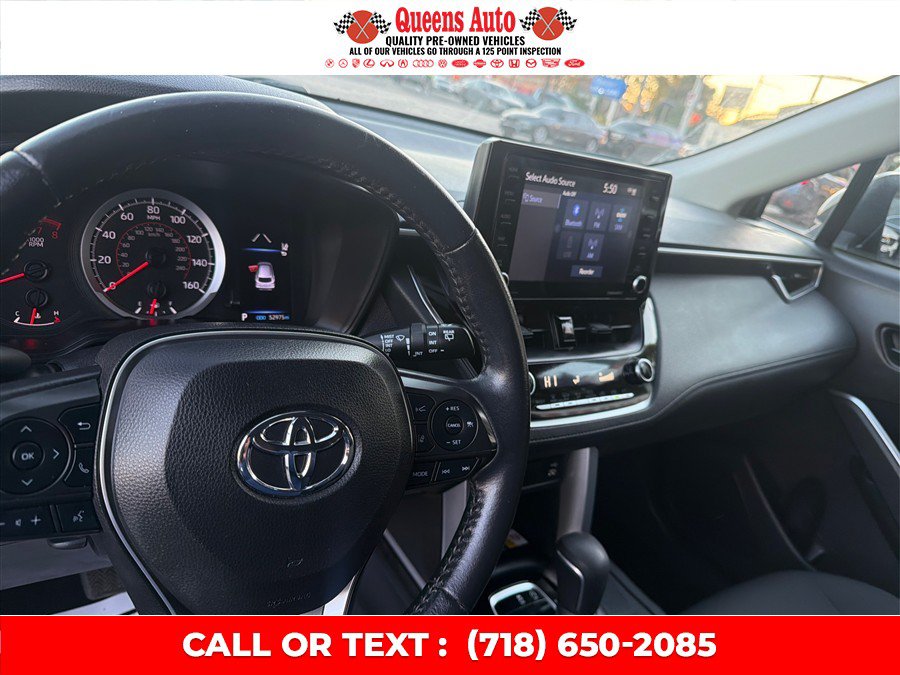 Used 2022 Toyota Corolla Cross LE AWD/4WD image 48