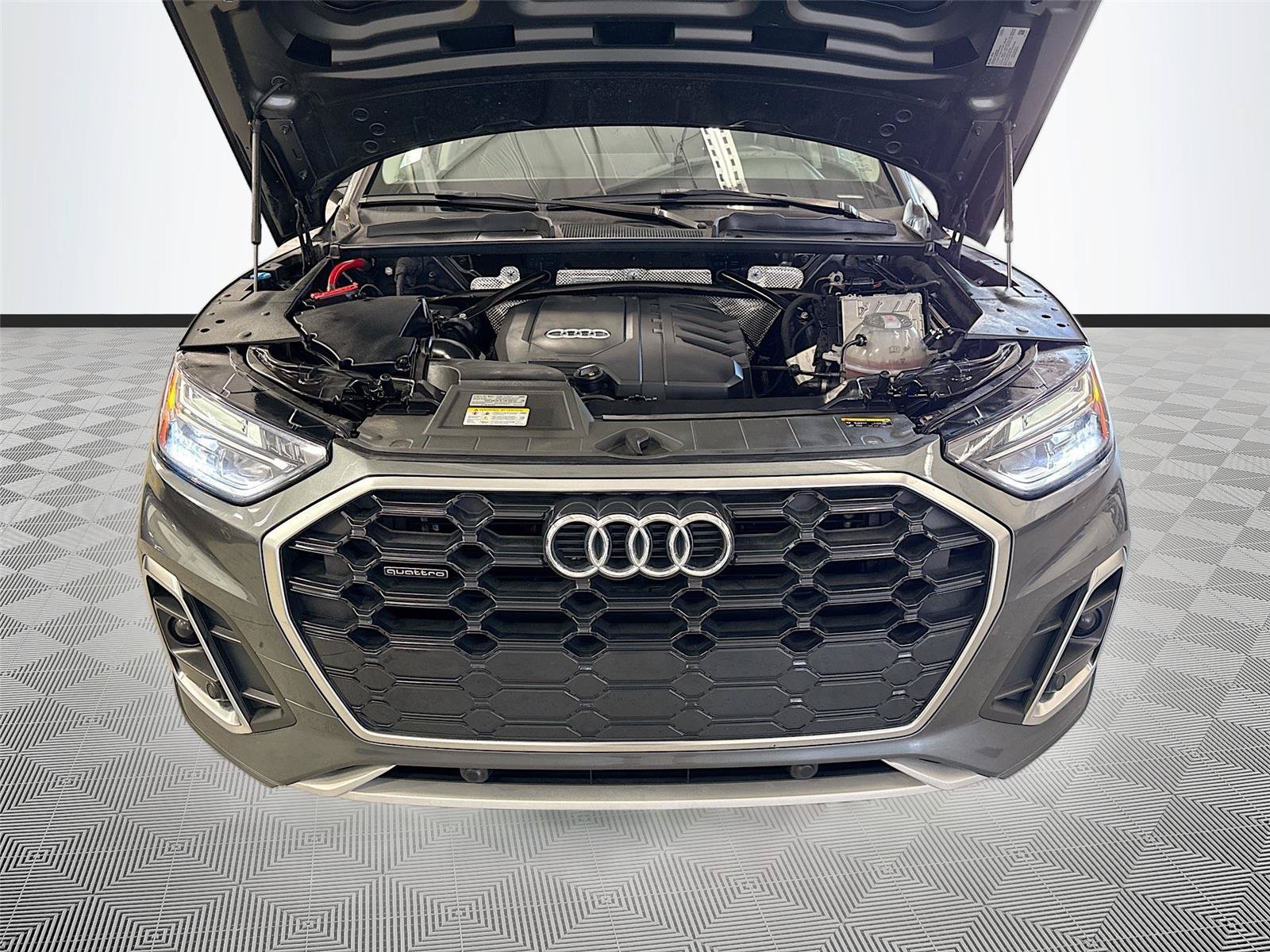 Certified 2023 Audi Q5 2.0T Premium w/ Convenience Package AWD/4WD image 30