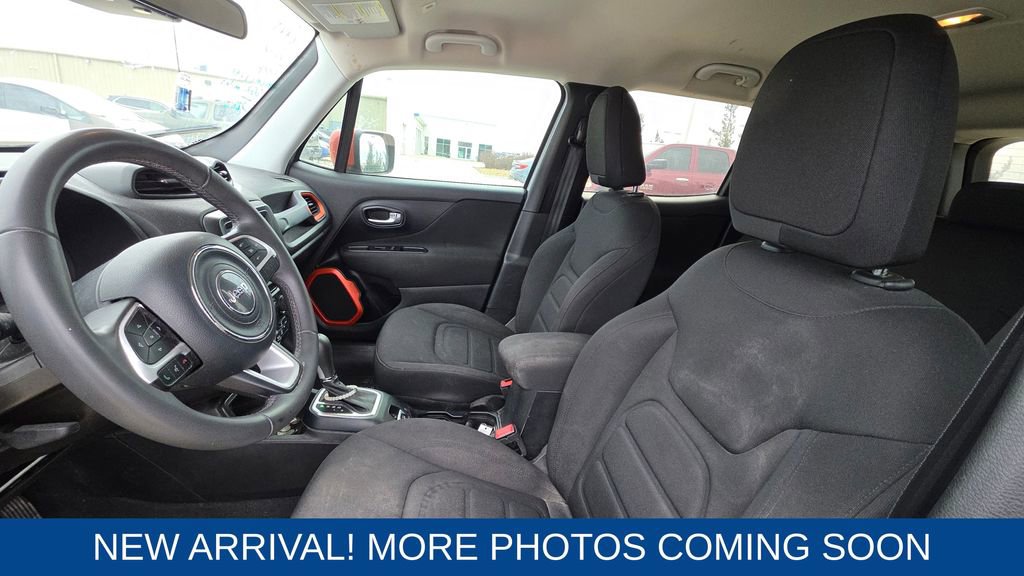 Used 2020 Jeep Renegade Latitude image 11