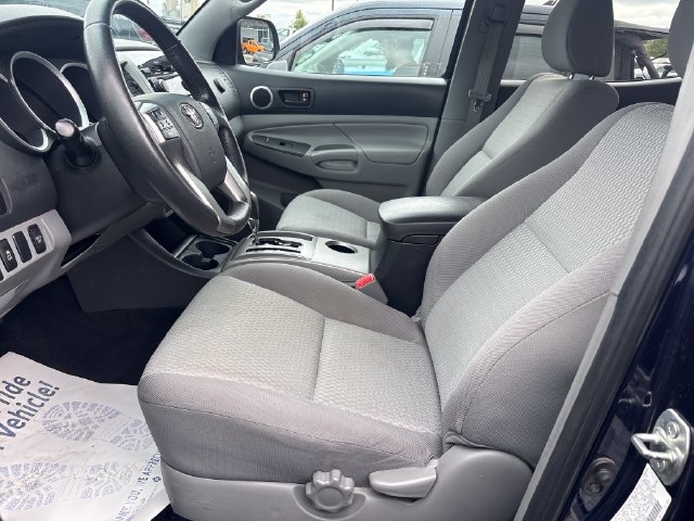 Used 2012 Toyota Tacoma 4x4 Double Cab w/ SR5 Pkg image 10