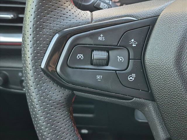 Used 2023 Chevrolet TrailBlazer RS w/ Technology Package AWD/4WD image 13