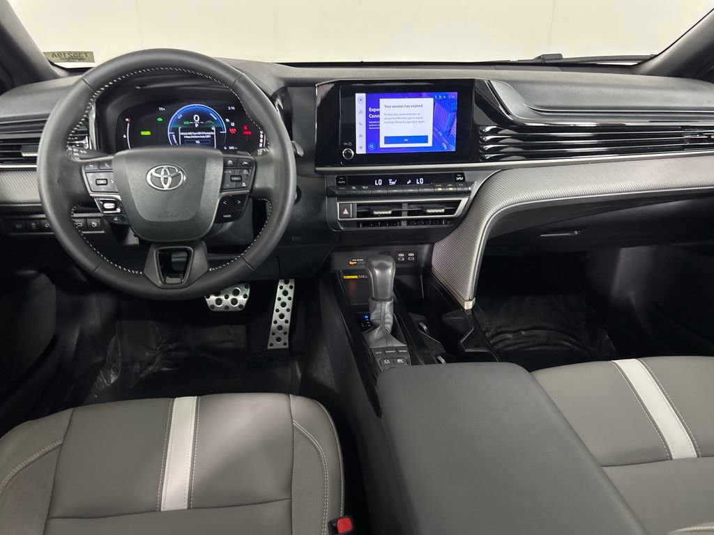 Used 2025 Toyota Camry SE w/ Convenience Package image 31