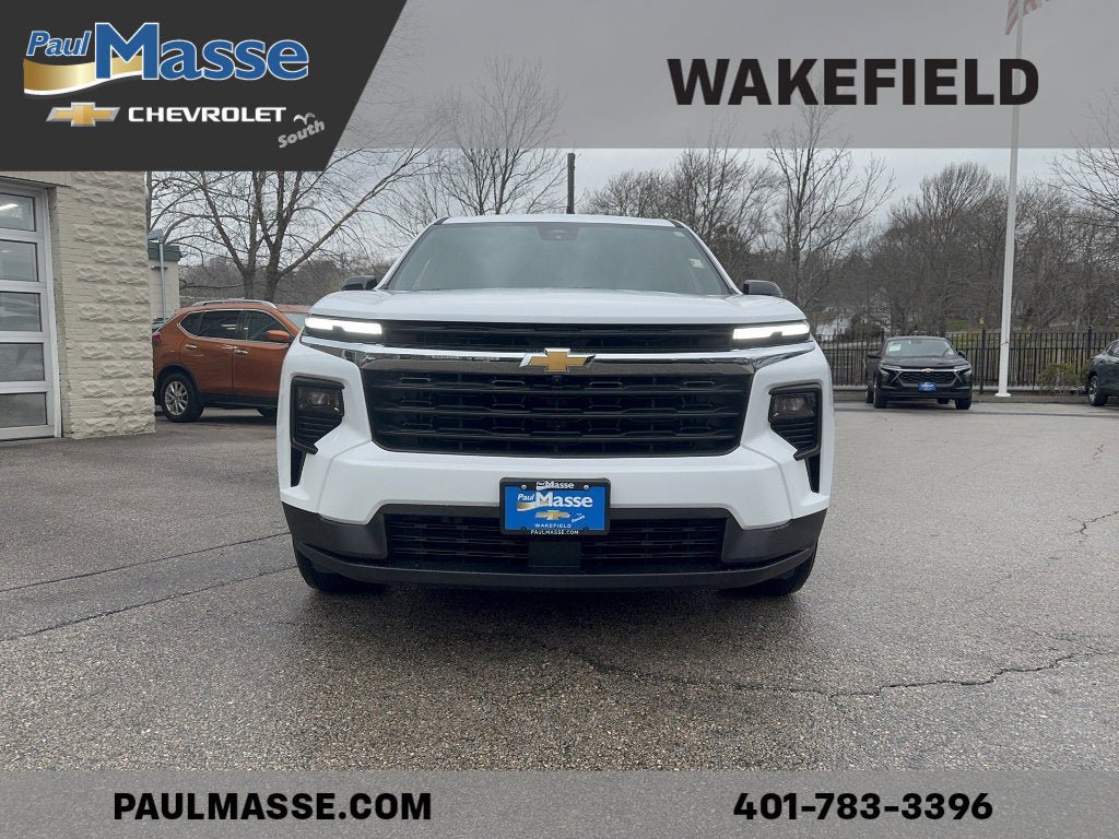 Used 2024 Chevrolet Traverse LS image 2