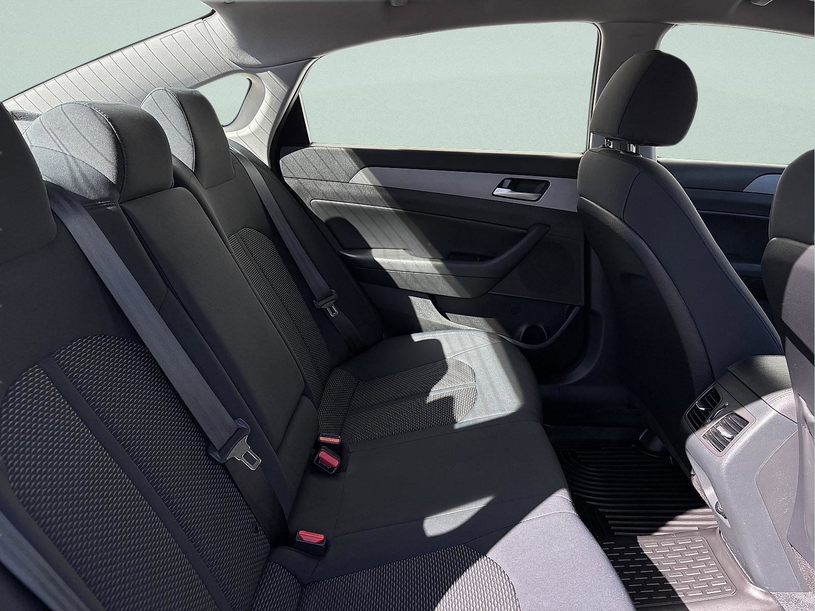 Used 2019 Hyundai Sonata SEL w/ Tech Package 02 FWD image 28