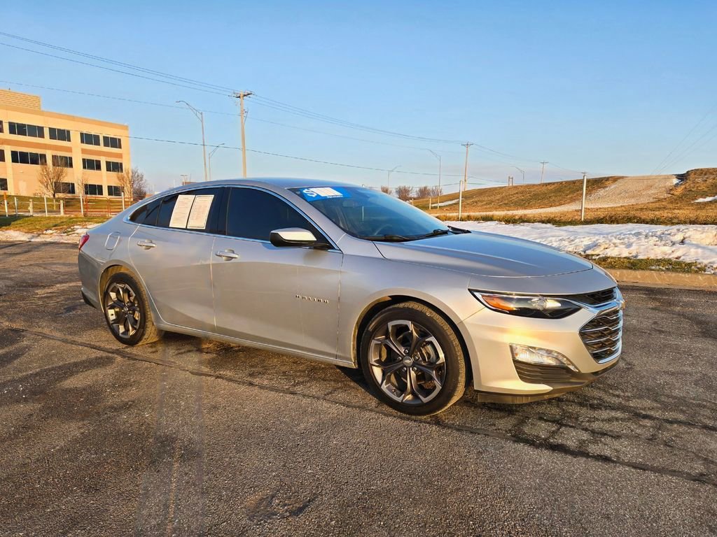 Used 2022 Chevrolet Malibu LT video 1