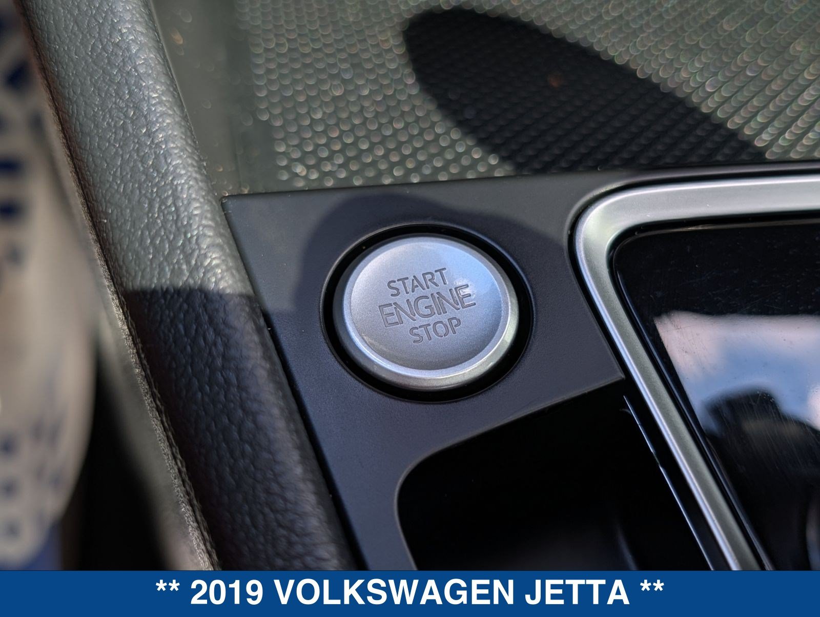 Used 2019 Volkswagen Jetta SE FWD image 32