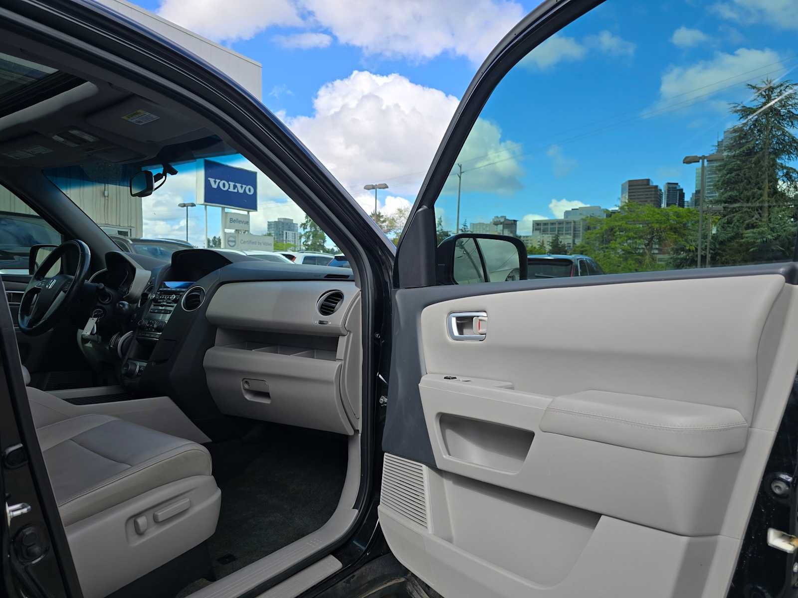 Used 2015 Honda Pilot EX-L image 11