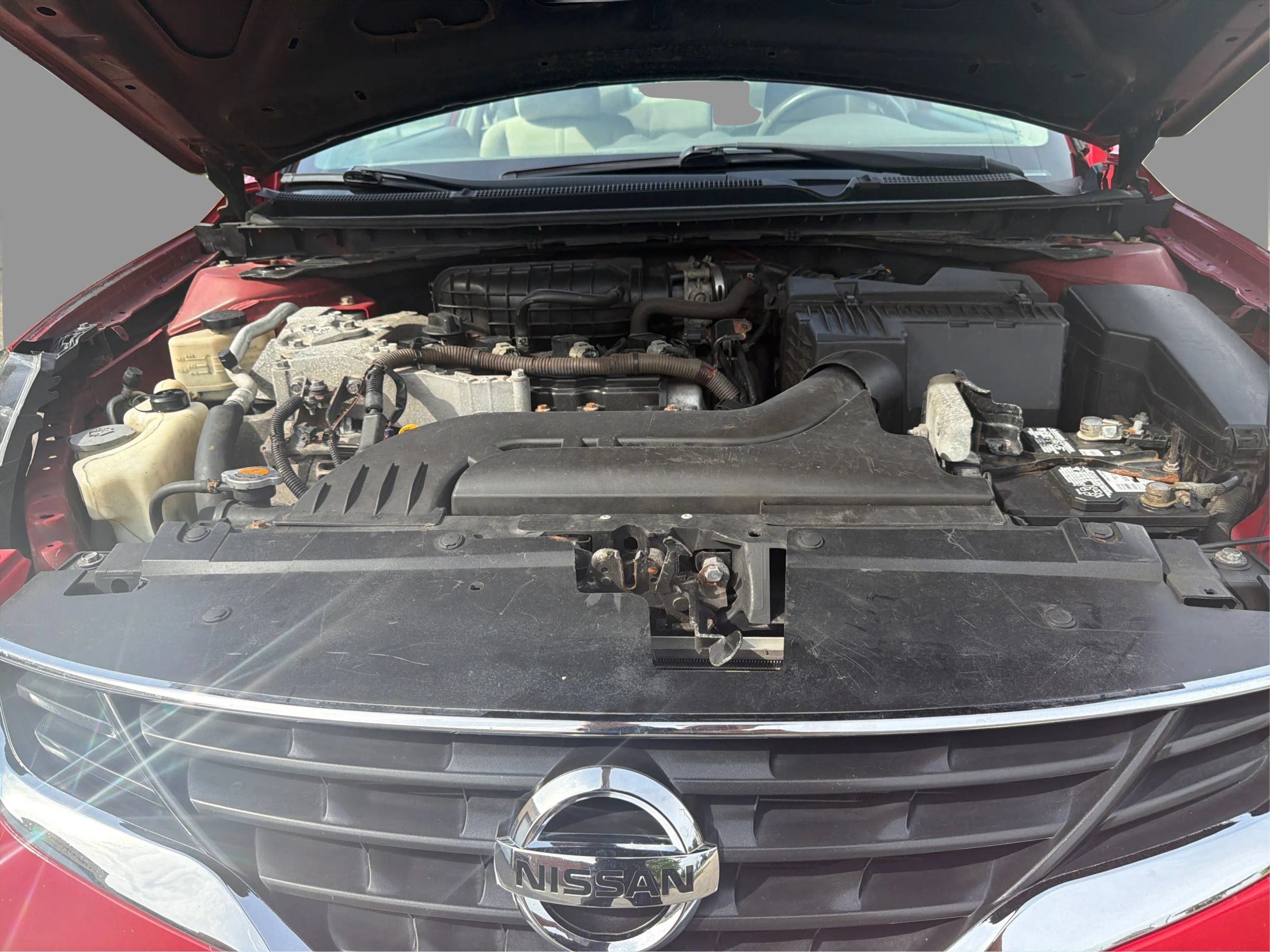 Used 2010 Nissan Altima 2.5 S w/ Premium Pkg FWD image 11