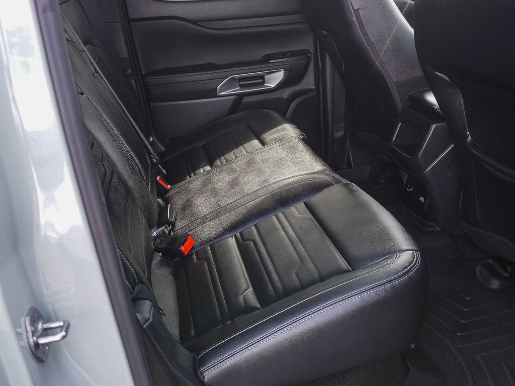 Used 2024 Ford Ranger Lariat w/ FX4 Off-Road Package image 14