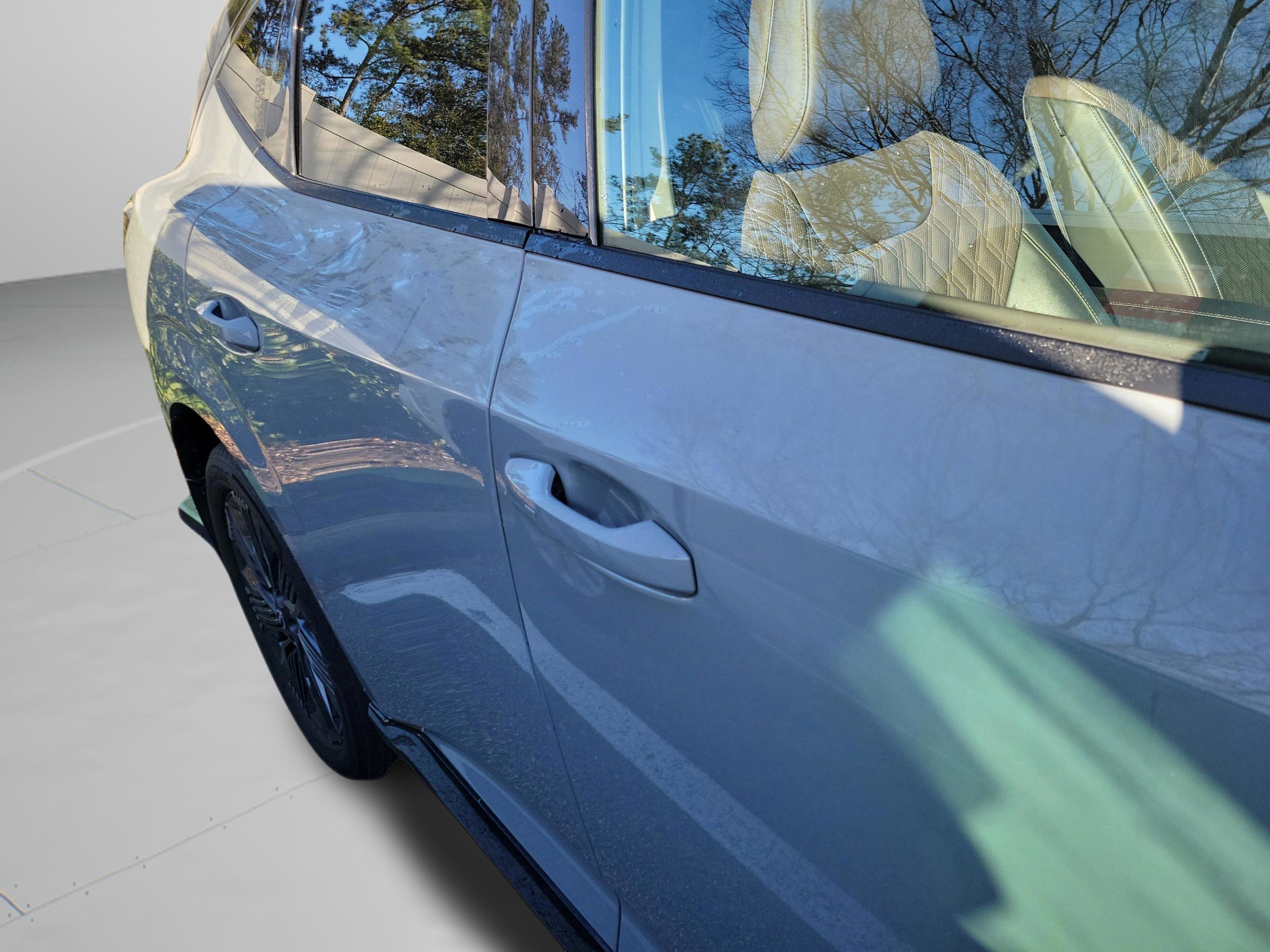 Certified 2025 Nissan Murano Platinum w/ Cargo Package image 54