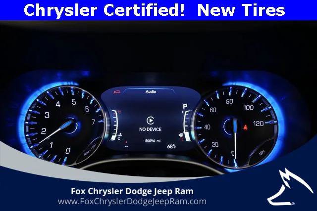 Certified 2024 Chrysler Pacifica Touring-L image 2