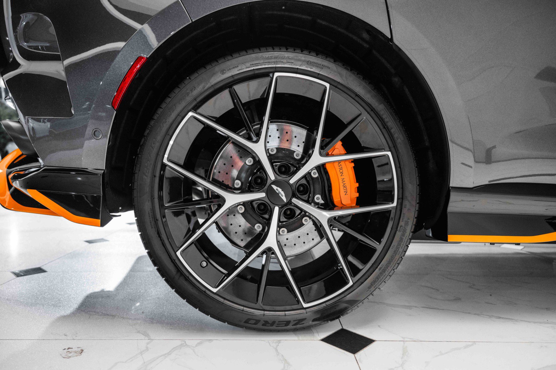 Used 2025 Aston Martin DBX 707 image 57