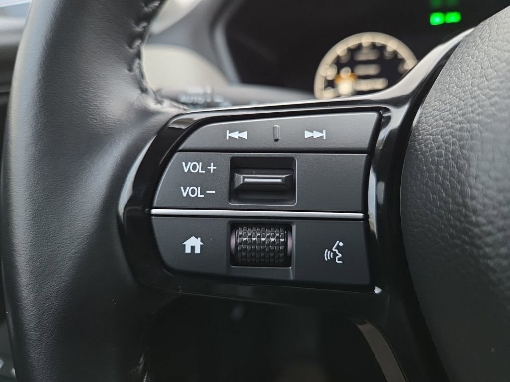 Used 2025 Honda HR-V EX-L image 31