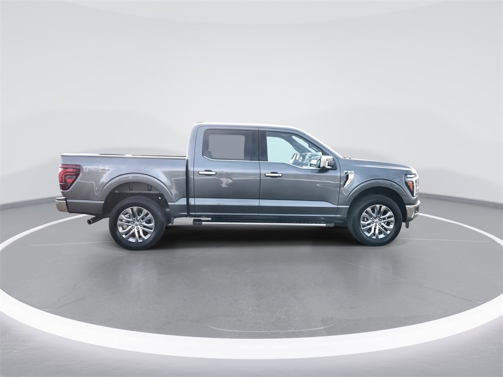 Used 2025 Ford F150 Lariat w/ Equipment Group 501A Mid image 9