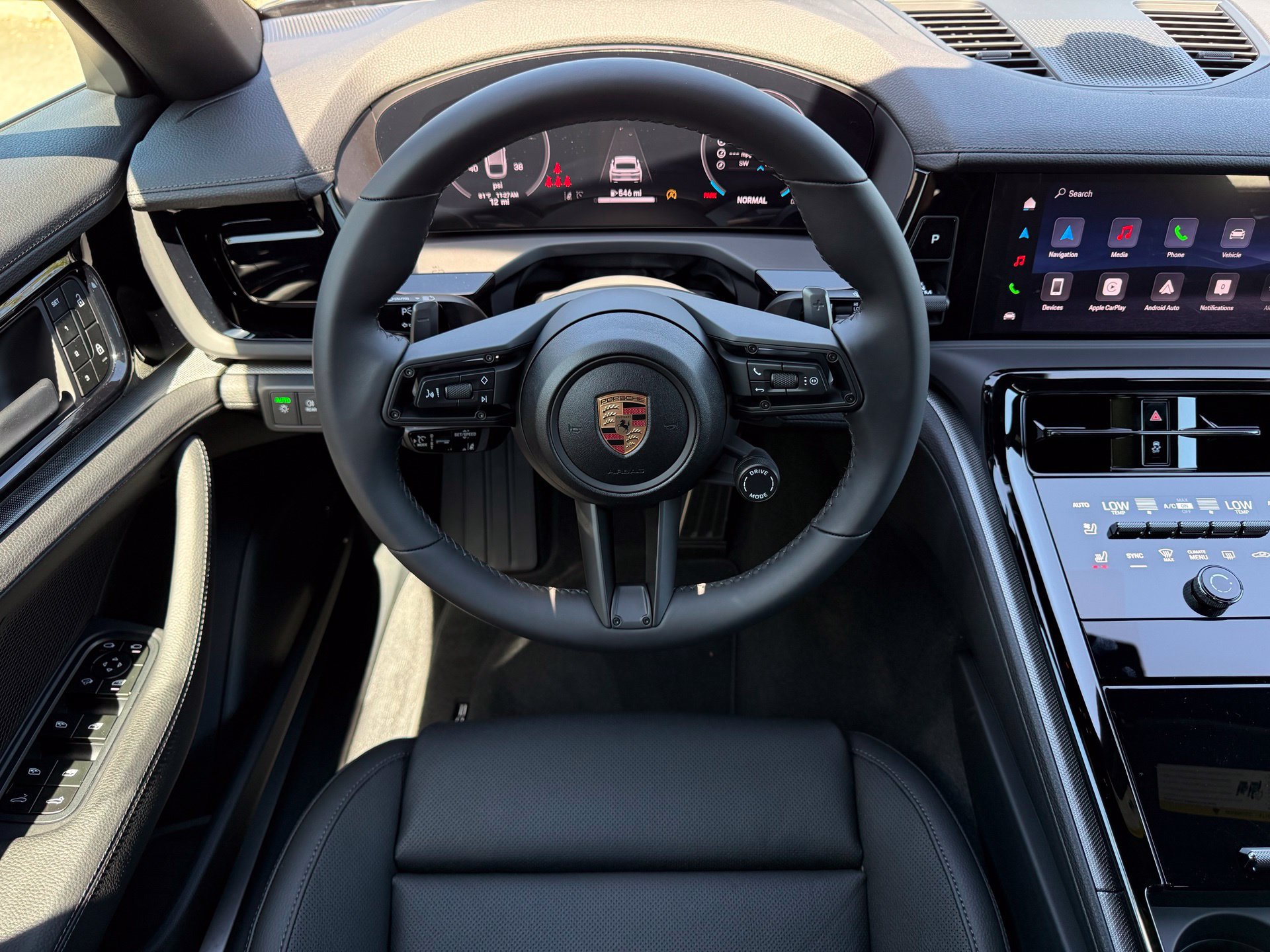 New 2026 Porsche Panamera 4 AWD/4WD image 15