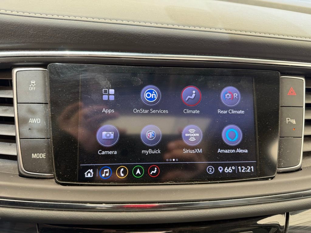 Used 2021 Buick Enclave Essence w/ Sound and Sites Package AWD/4WD image 28