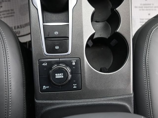 Used 2025 Ford Bronco Sport Badlands image 14