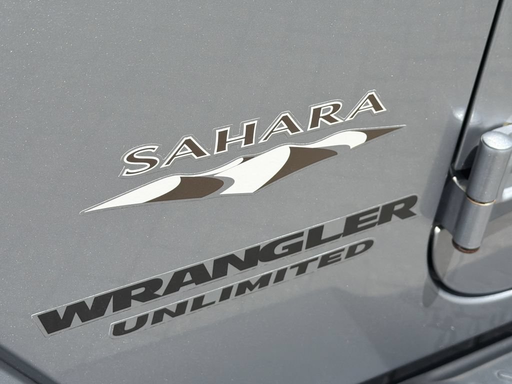 Used 2016 Jeep Wrangler Unlimited Sahara AWD/4WD image 34
