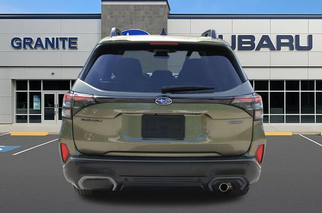 Used 2025 Subaru Forester Limited AWD/4WD image 9