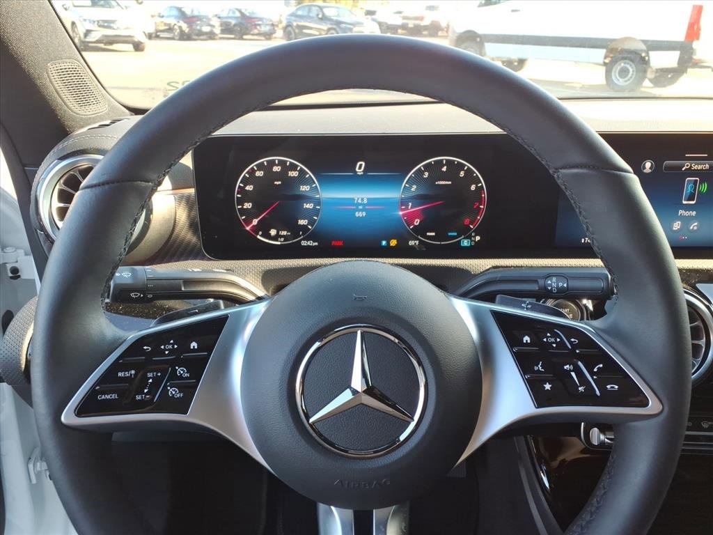 New 2025 Mercedes-Benz CLA 250 4MATIC image 19