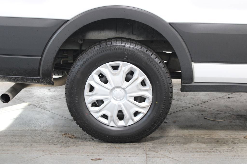 Used 2022 Ford Transit 350 XLT image 13