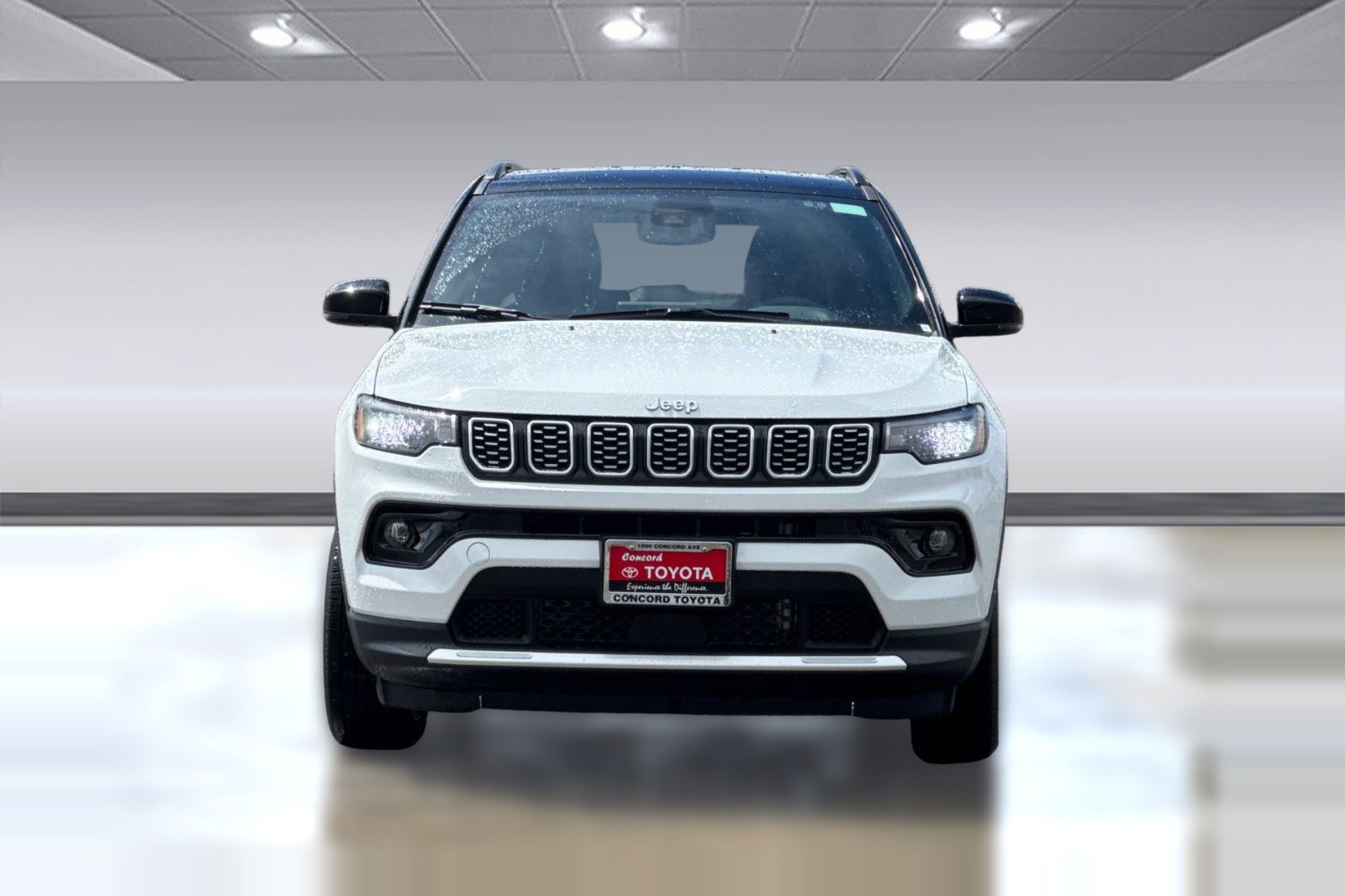 Used 2025 Jeep Compass Limited AWD/4WD image 5