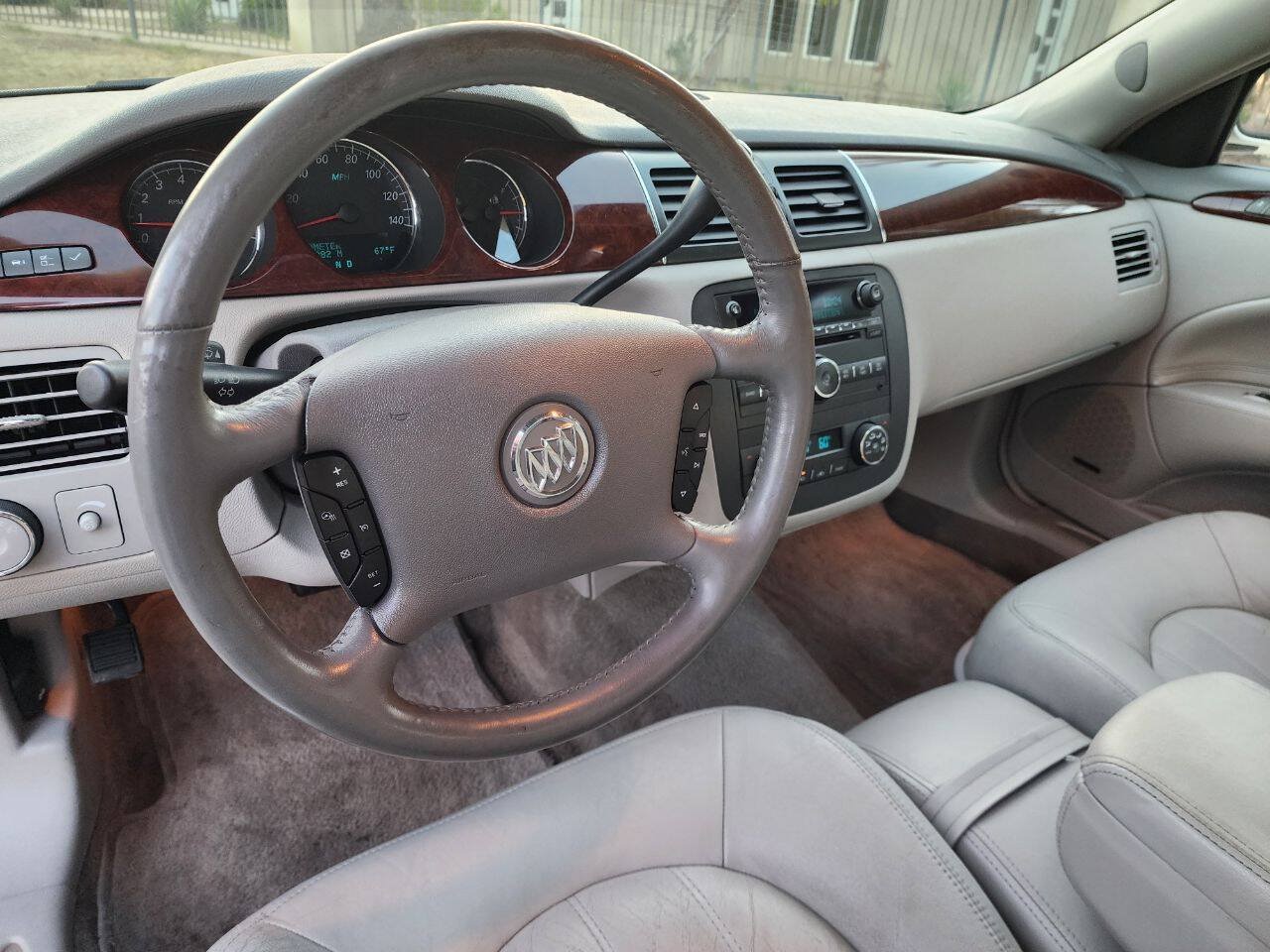 Used 2007 Buick Lucerne CXL w/ Luxury Package FWD image 13