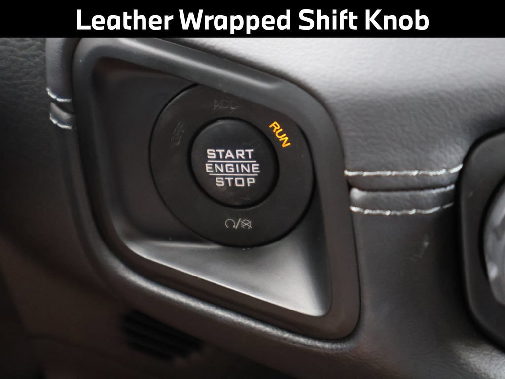 Used 2025 Jeep Wrangler Unlimited Rubicon AWD/4WD image 33