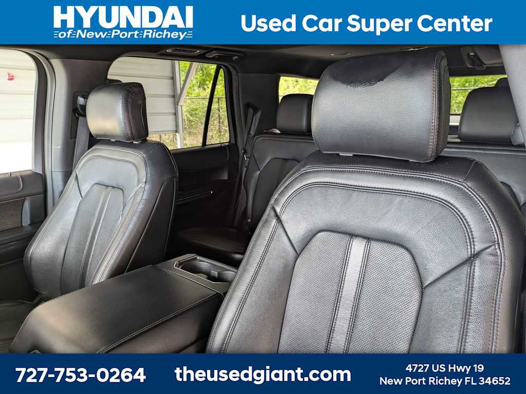 Used 2020 Ford Expedition Limited w/ Equipment Group 301A image 7