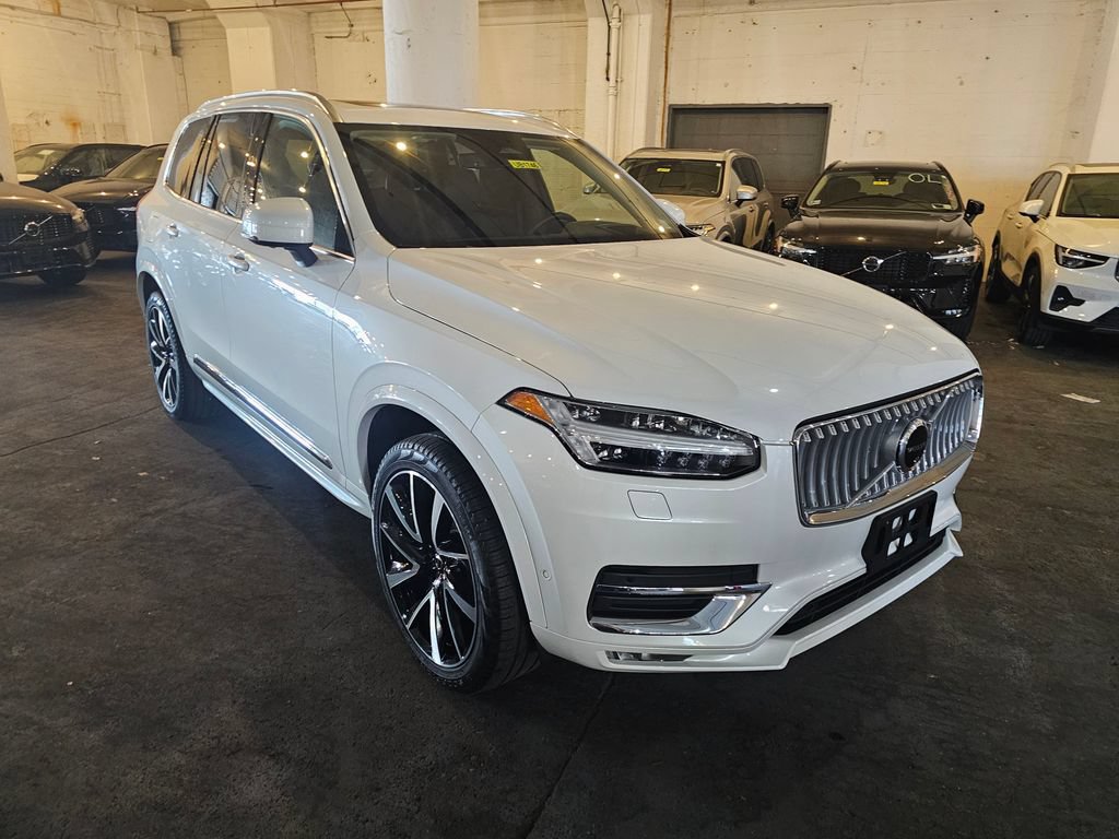 Certified 2024 Volvo XC90 B6 Ultimate AWD/4WD image 5