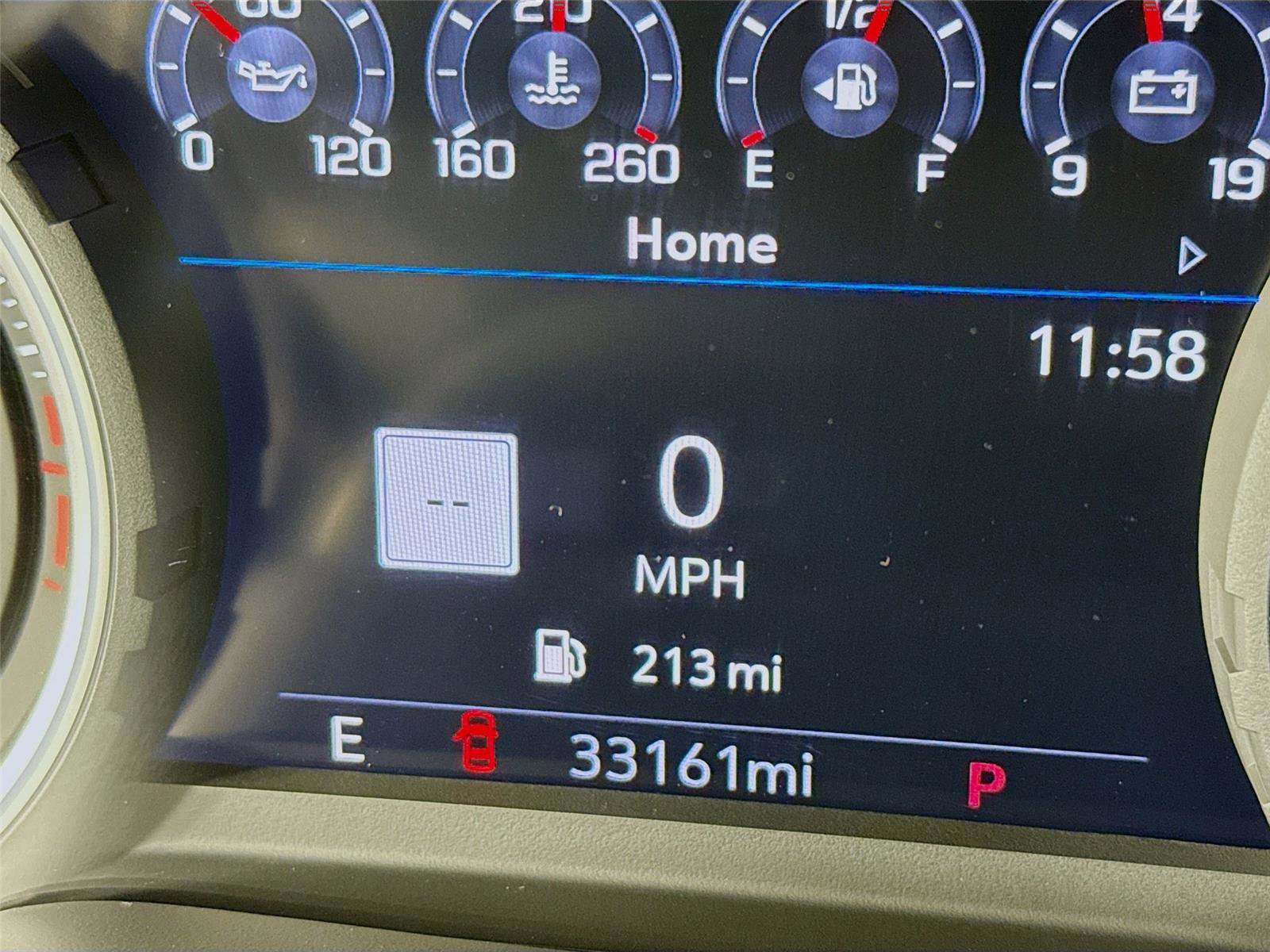 Used 2022 Chevrolet Silverado 1500 High Country w/ Technology Package image 2