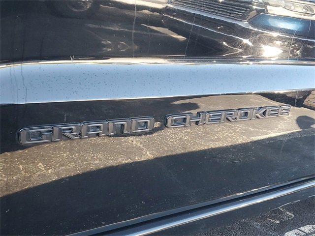 Used 2019 Jeep Grand Cherokee Altitude image 7