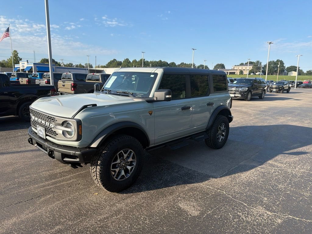 Used 2024 Ford Bronco Badlands AWD/4WD image 7
