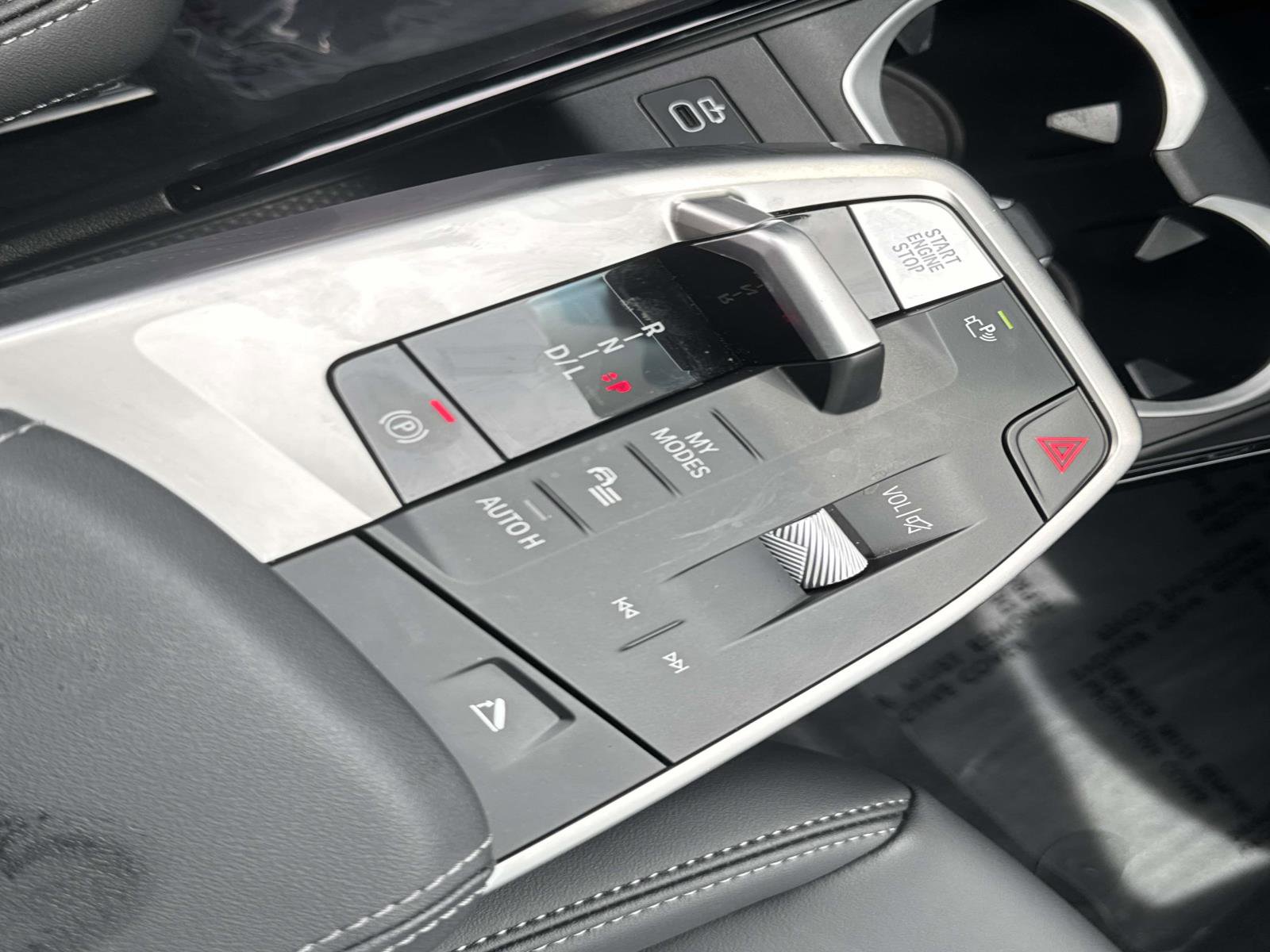 Certified 2025 BMW X1 xDrive28i w/ Technology Package image 24