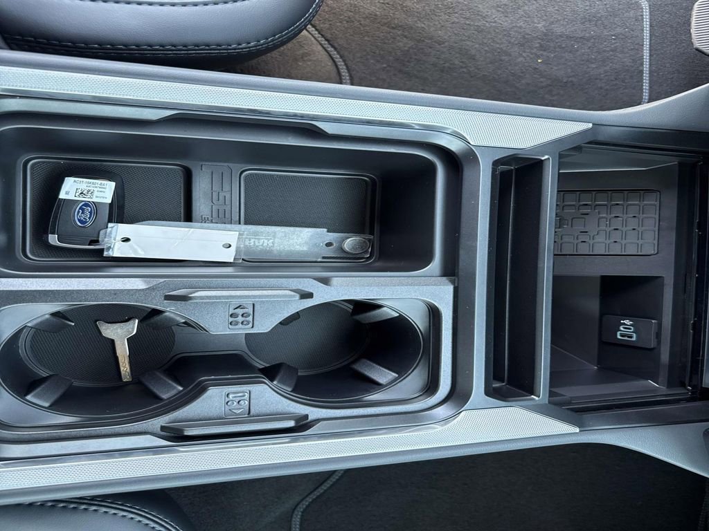 New 2026 Ford F250 Platinum image 24