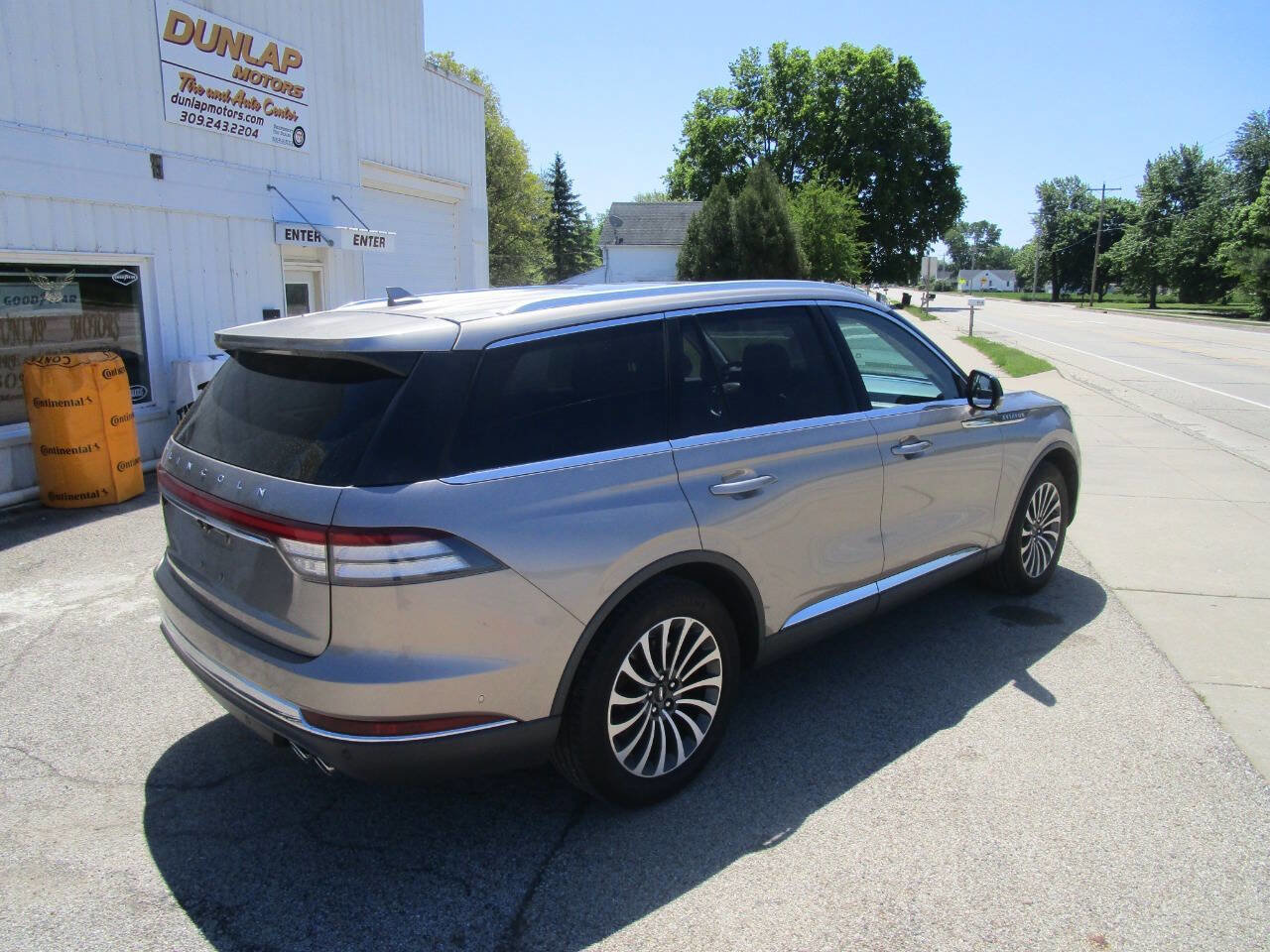 Used 2020 Lincoln Aviator Reserve w/ Equipment Group 201A AWD/4WD image 6