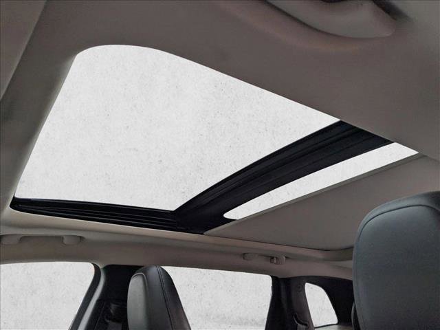 Used 2014 Jeep Cherokee Limited w/ Luxury Group image 16