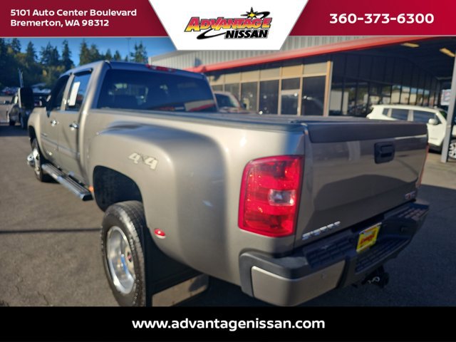 Used 2014 GMC Sierra 3500 Denali image 3