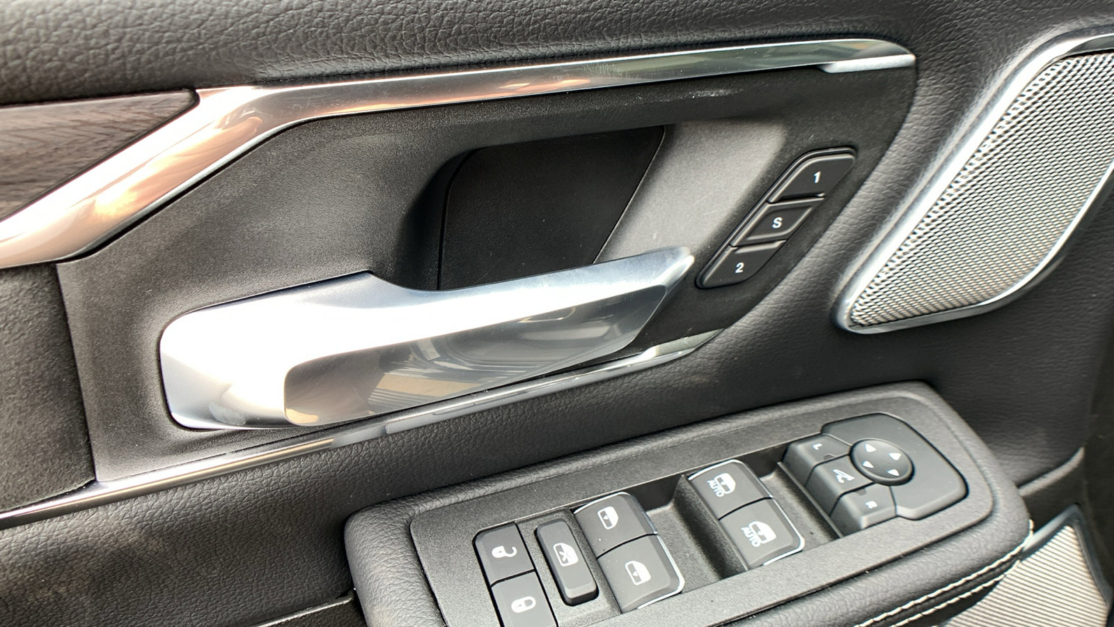 New 2026 RAM 1500 Laramie w/ Night Edition image 11