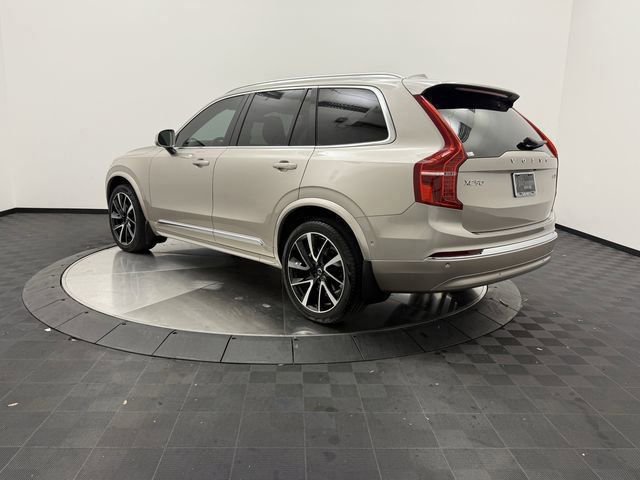 Certified 2023 Volvo XC90 B6 Plus image 5