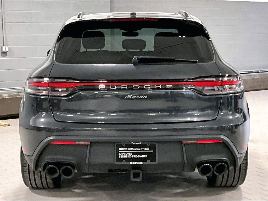 Certified 2024 Porsche Macan image 9
