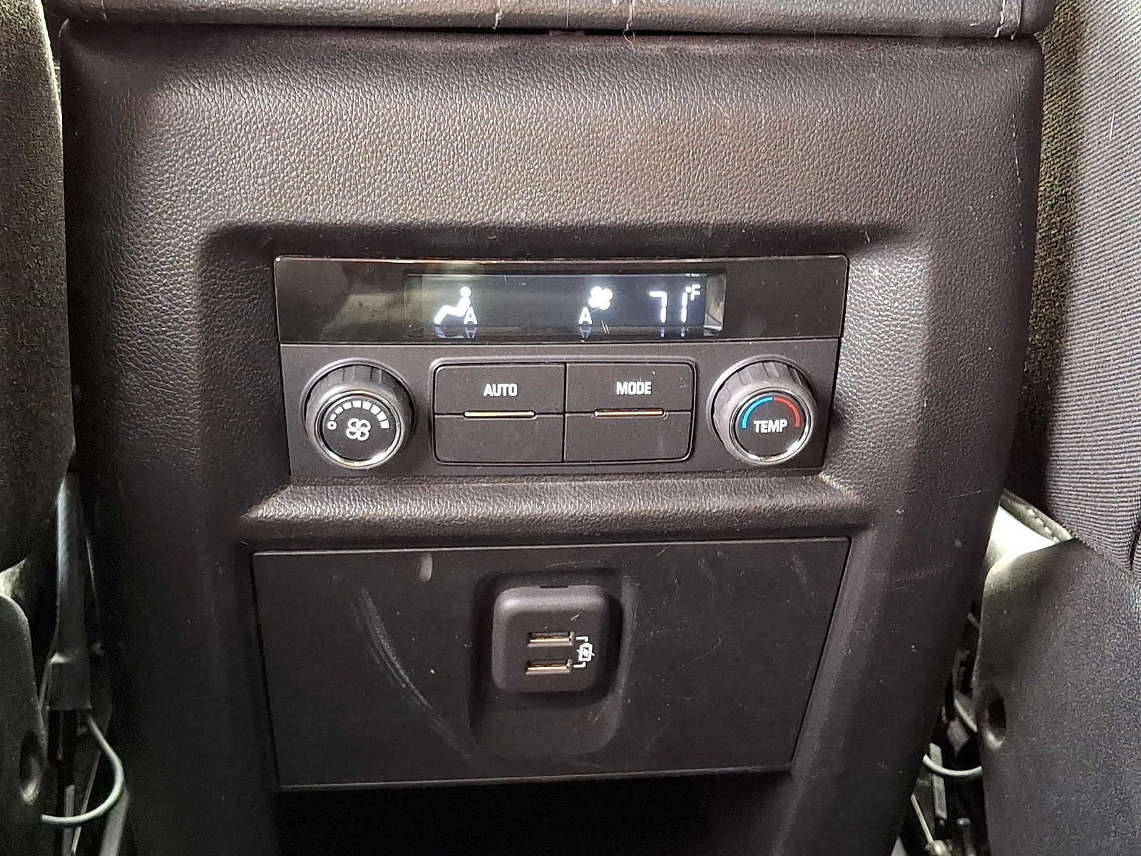 Used 2023 Chevrolet Traverse LT w/ LPO, Floor Liner Package AWD/4WD image 12