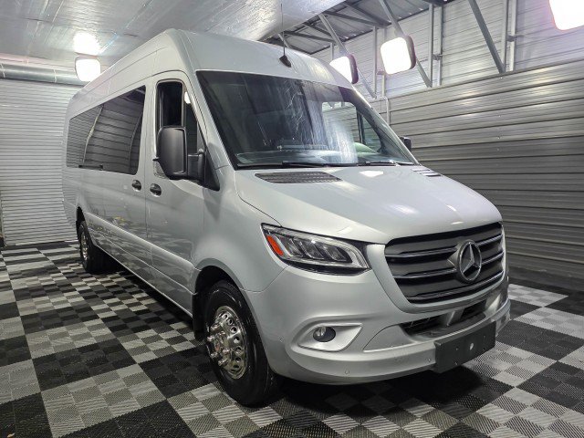 Used 2022 Mercedes-Benz Sprinter 3500 image 5