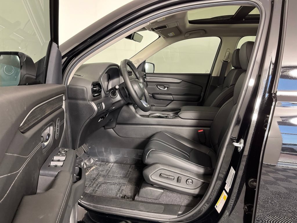 New 2026 Honda Pilot Touring image 30
