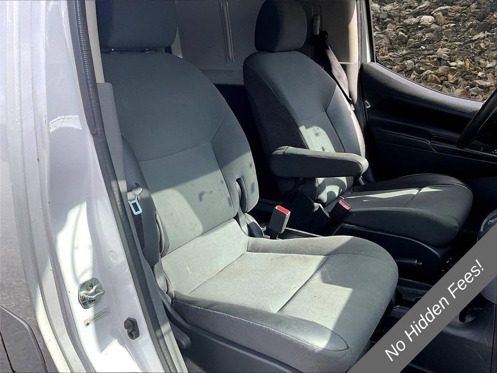 Used 2015 Nissan NV200 SV w/ Technology Package FWD image 7
