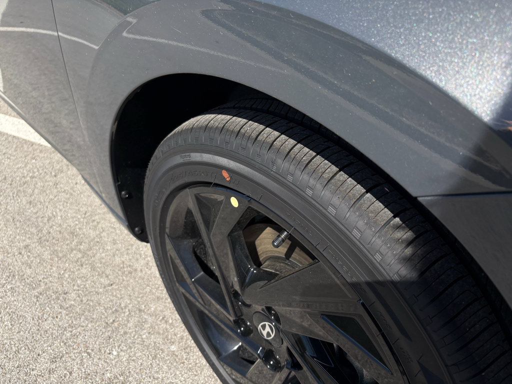 New 2026 Hyundai Elantra SEL Sport Premium FWD image 10